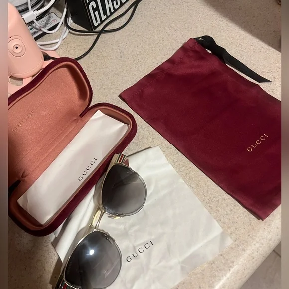 GUCCI52MM Round Sunglasses